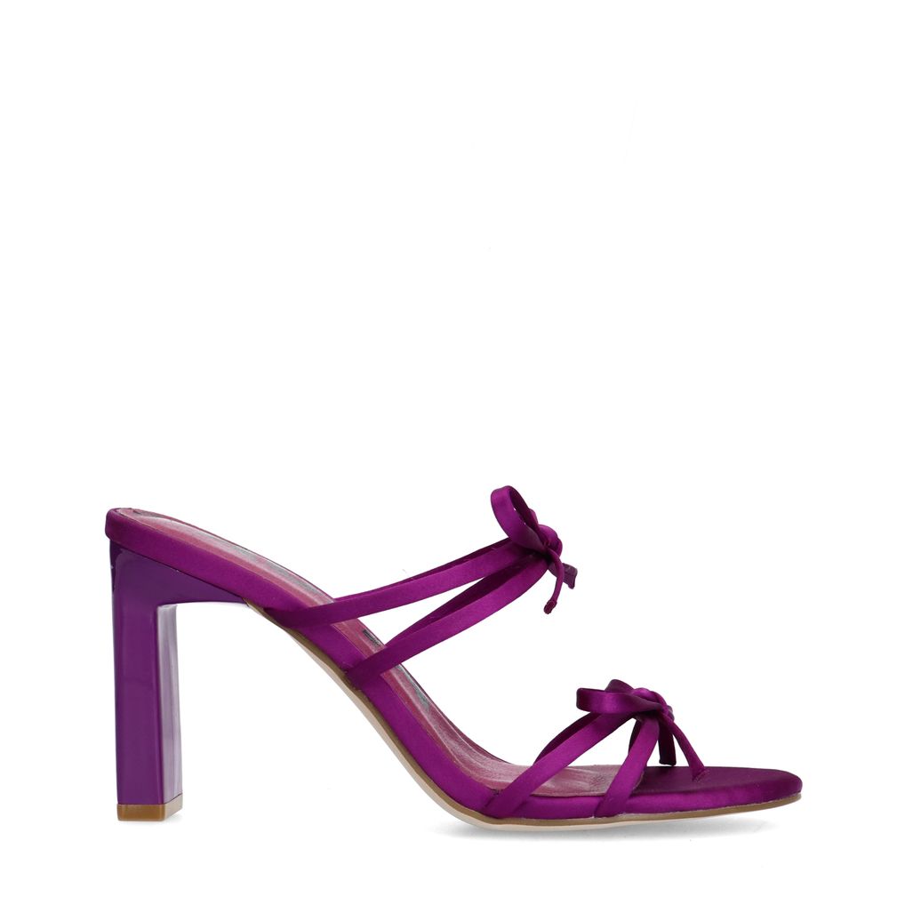 Sandales à talon avec nœuds - violet