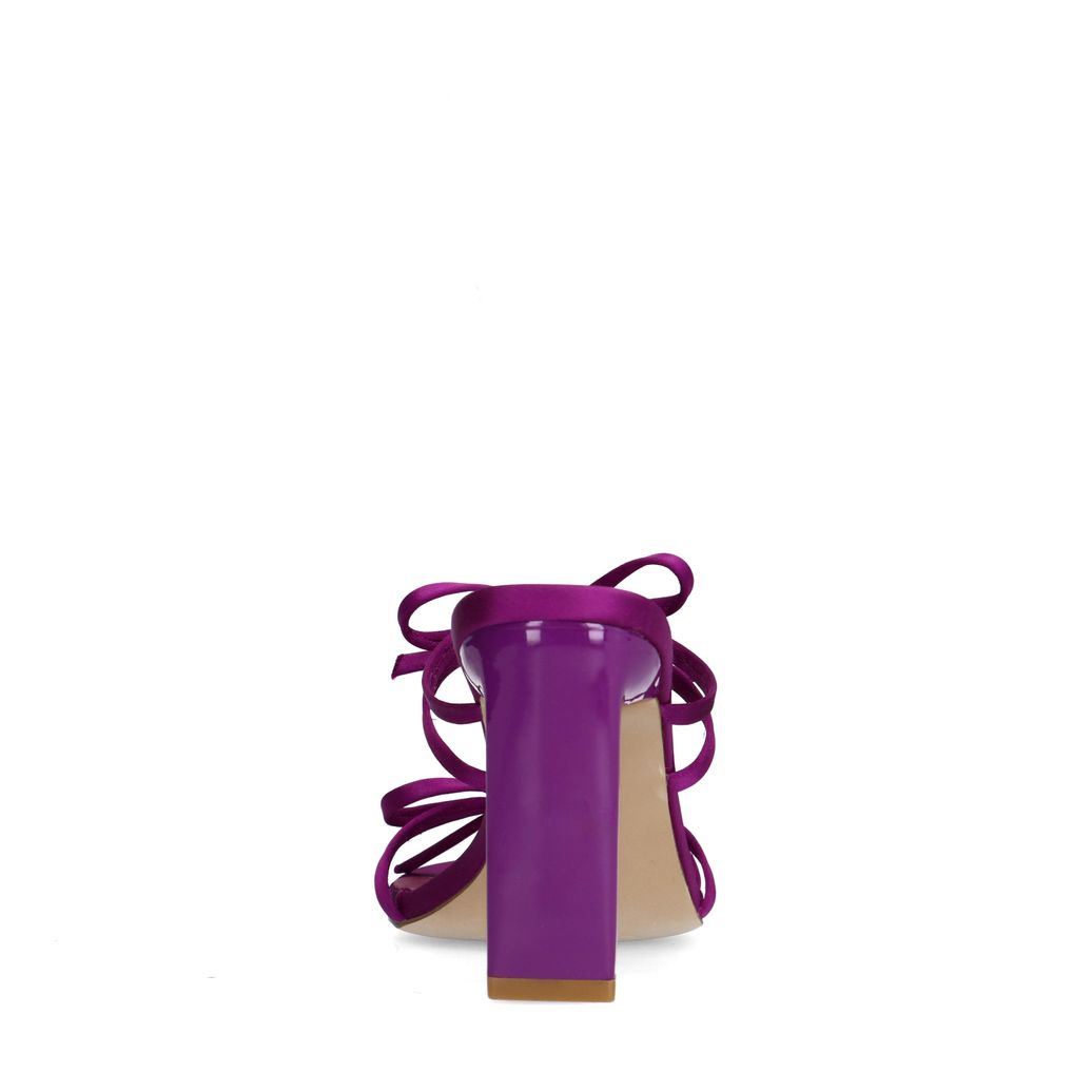 Sandales à talon avec nœuds - violet