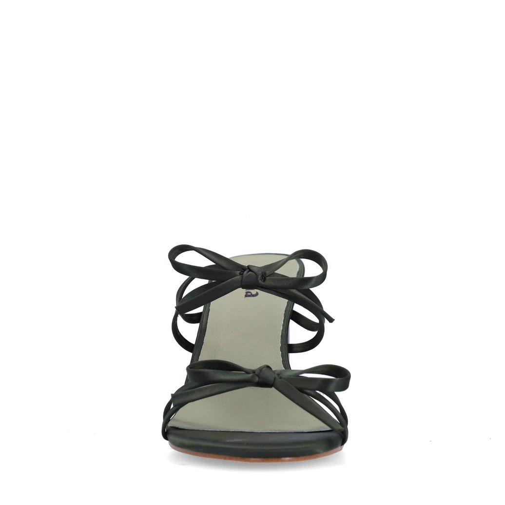 Groene sandalen met hak en strikjes