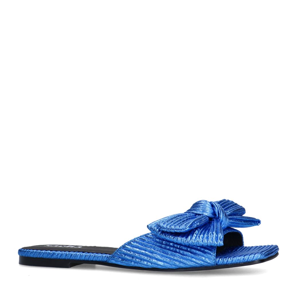 Blaue Sandalen mit Schleife