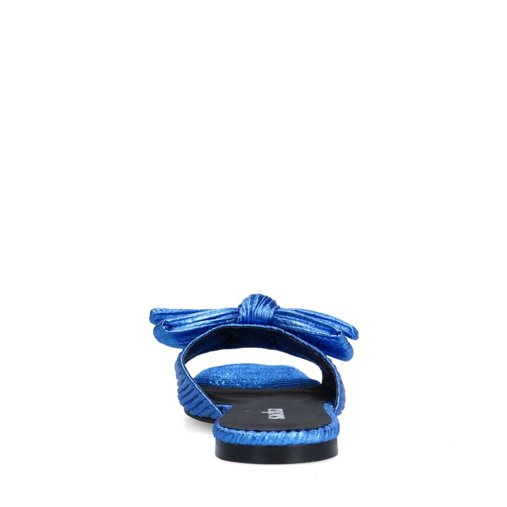 Blaue Sandalen mit Schleife