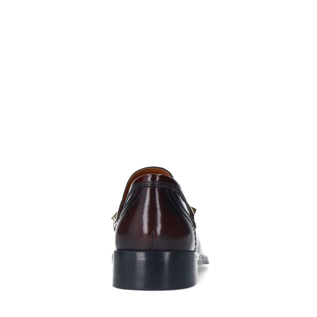 Mocassins en cuir avec clous - rouge