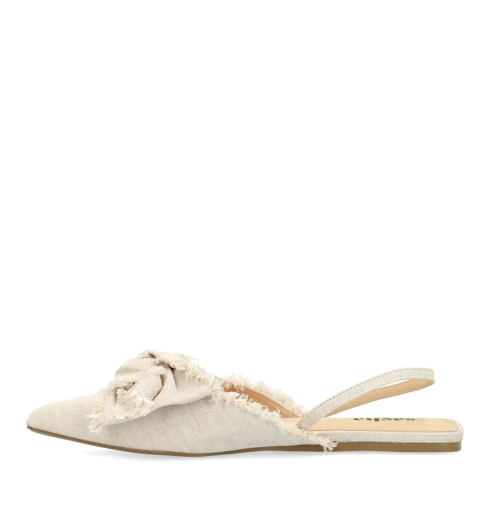 Beigefarbene Slingbacks mit Schleife