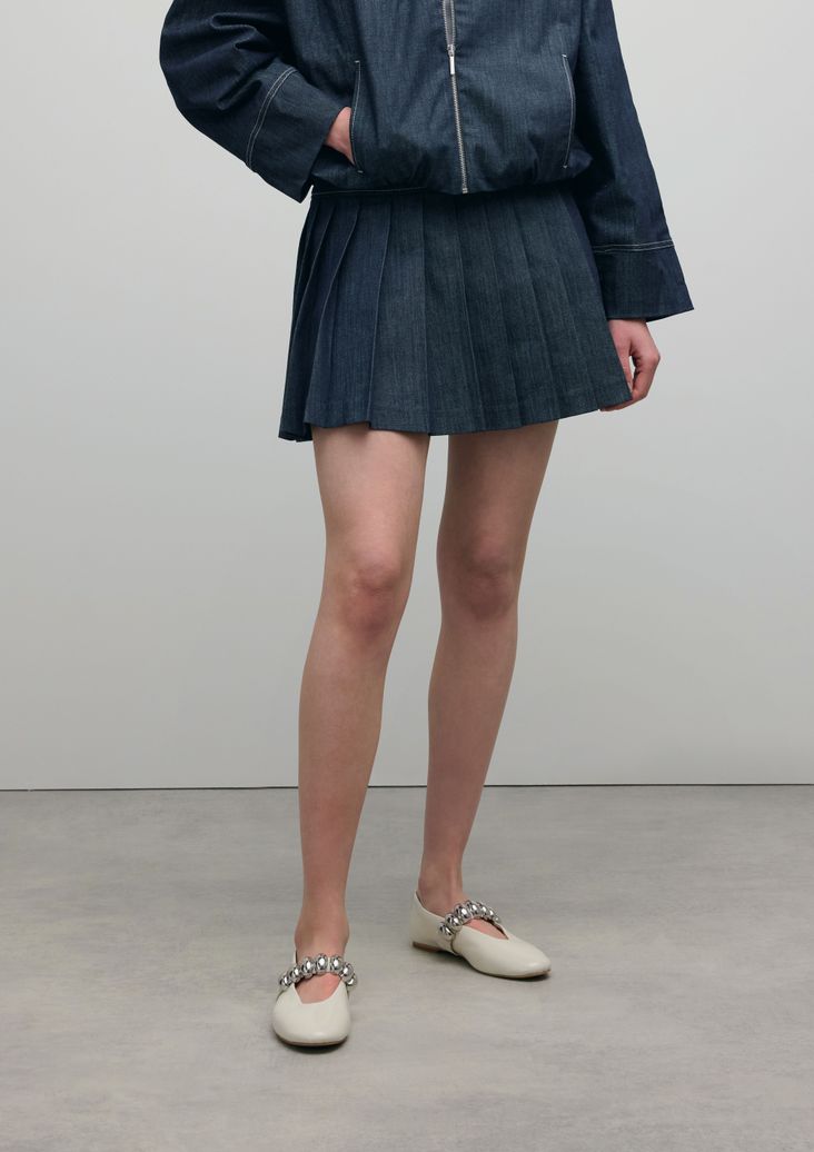 Ballerines en cuir avec clous - blanc cassé