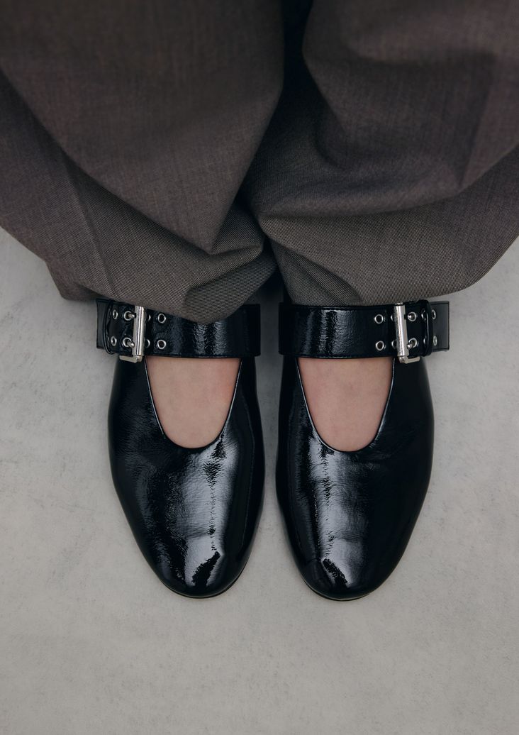 Ballerines vernies avec boucles - noir