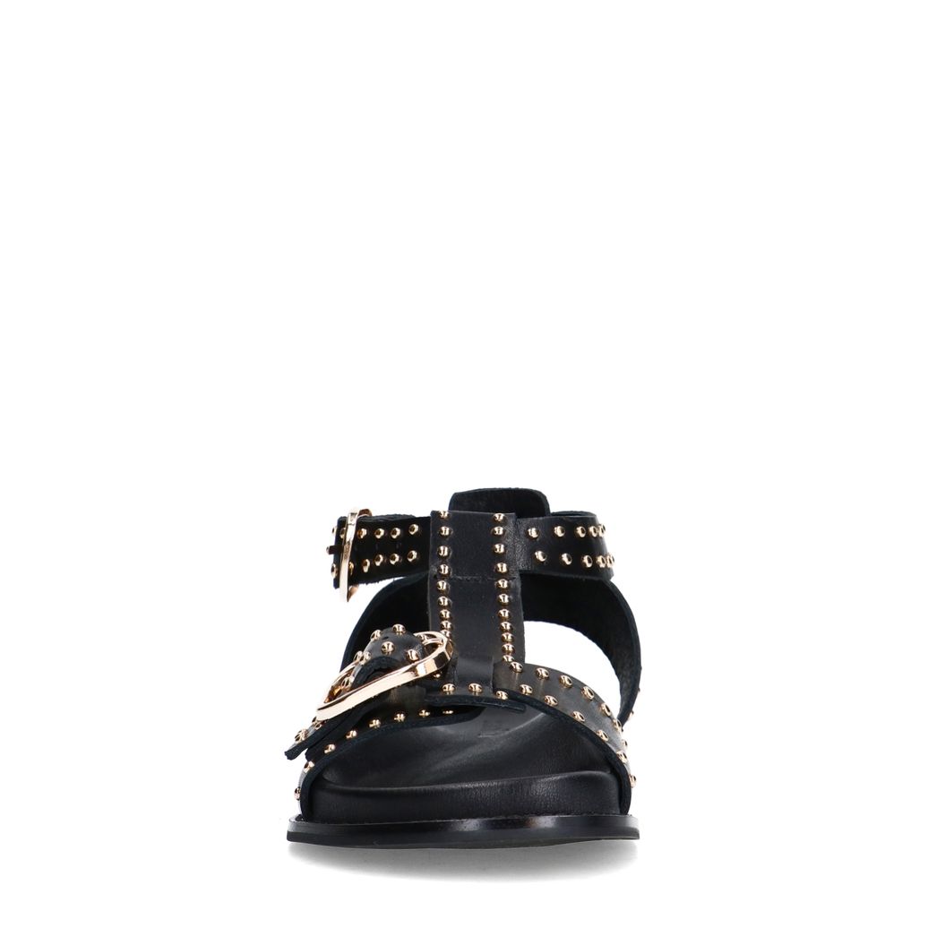 Schwarze Ledersandalen mit goldfarbenen Nieten und Schnallen