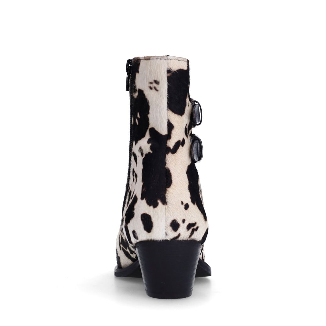 Cow print western enkellaarsjes