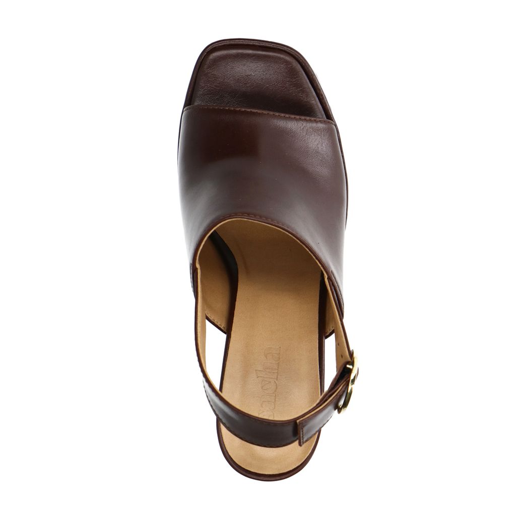 Donkerbruine leren sandalen met hak en gesp