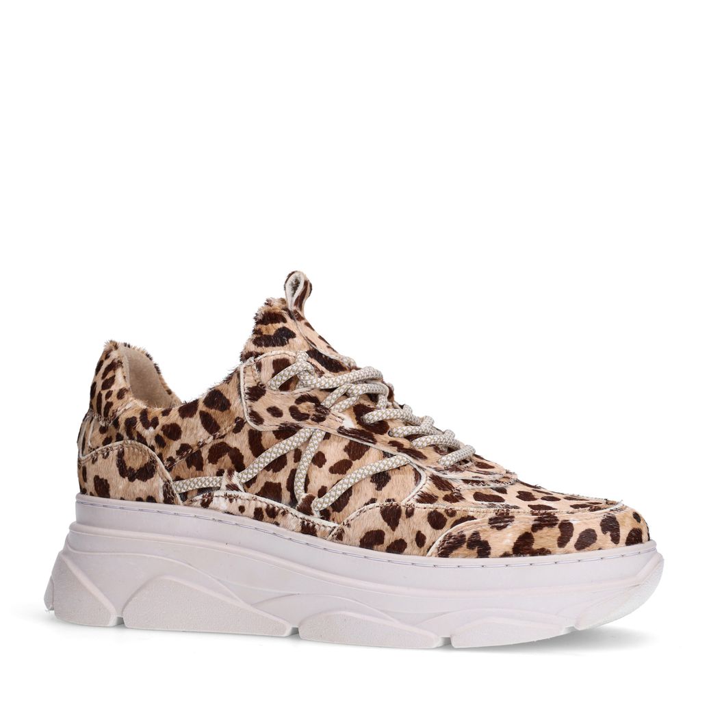 Sneaker mit Leoprint