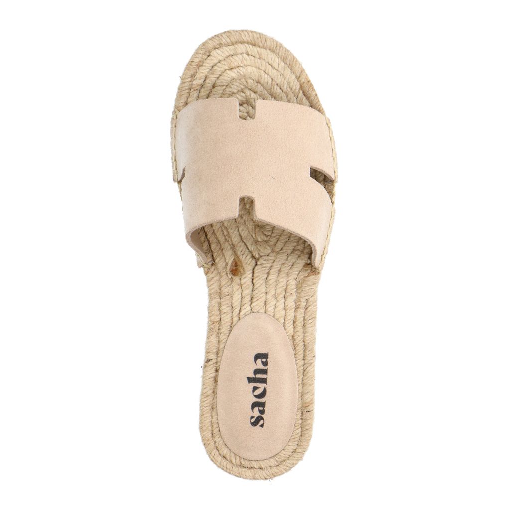 Beige suède slippers