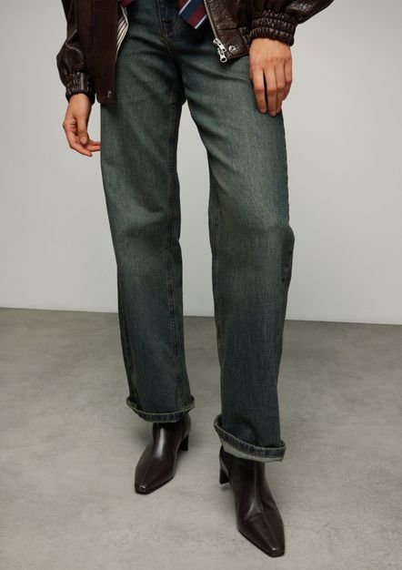 Donkerbruine leren enkellaarsjes met hak