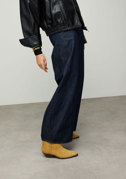 Taupefarbene Western Boots aus Veloursleder