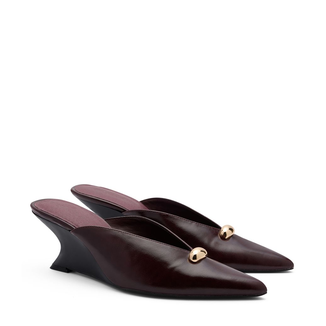Bordeauxrote Mules mit Keilabsatz