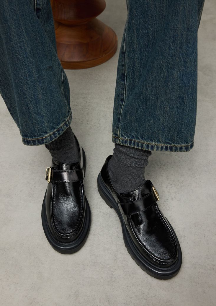 Schwarze Leder-Loafer mit Schnalle