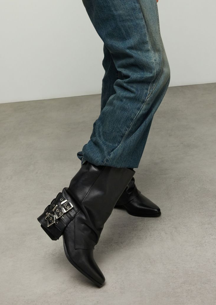 Schwarze Biker Boots aus Leder mit Umschlag