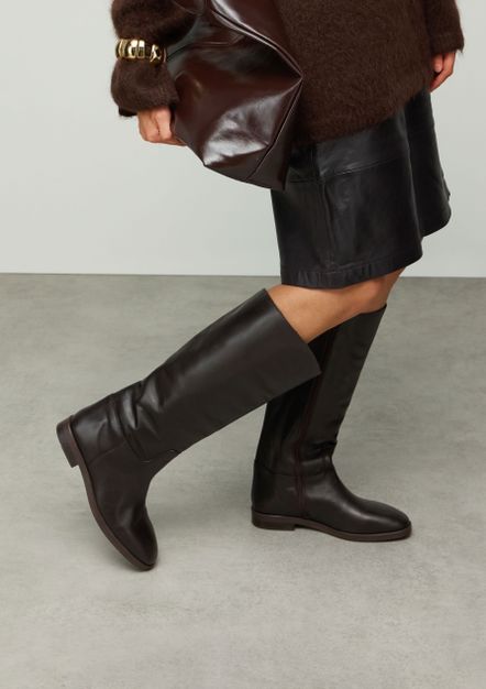 Braune Lederstiefel