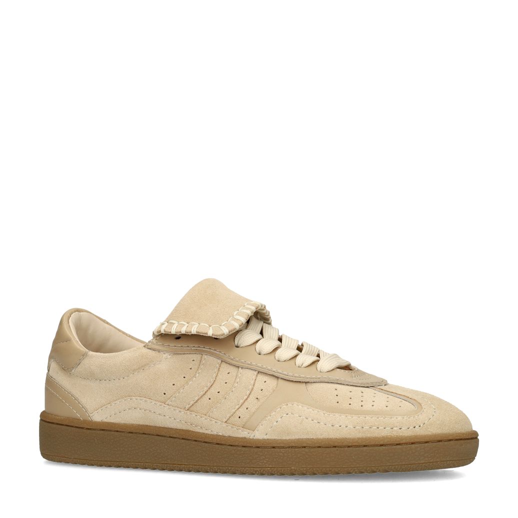 Beige suède sneakers
