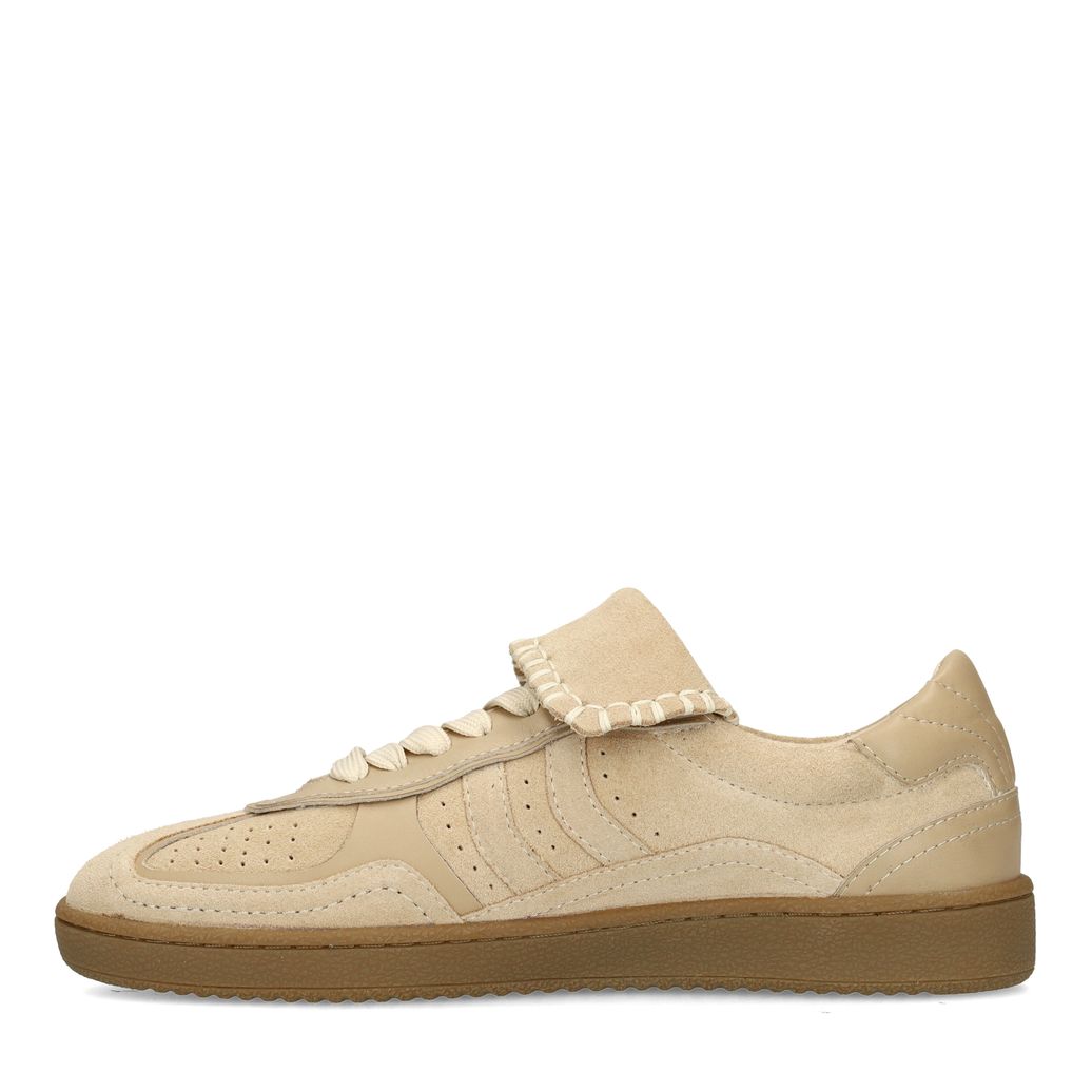 Beige suède sneakers