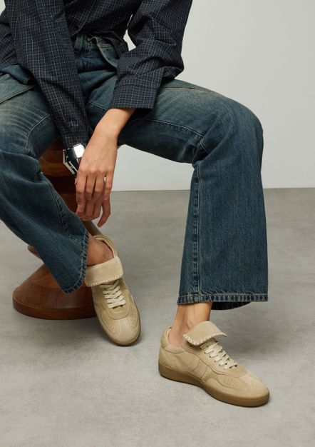 Beigefarbene Veloursleder-Sneaker