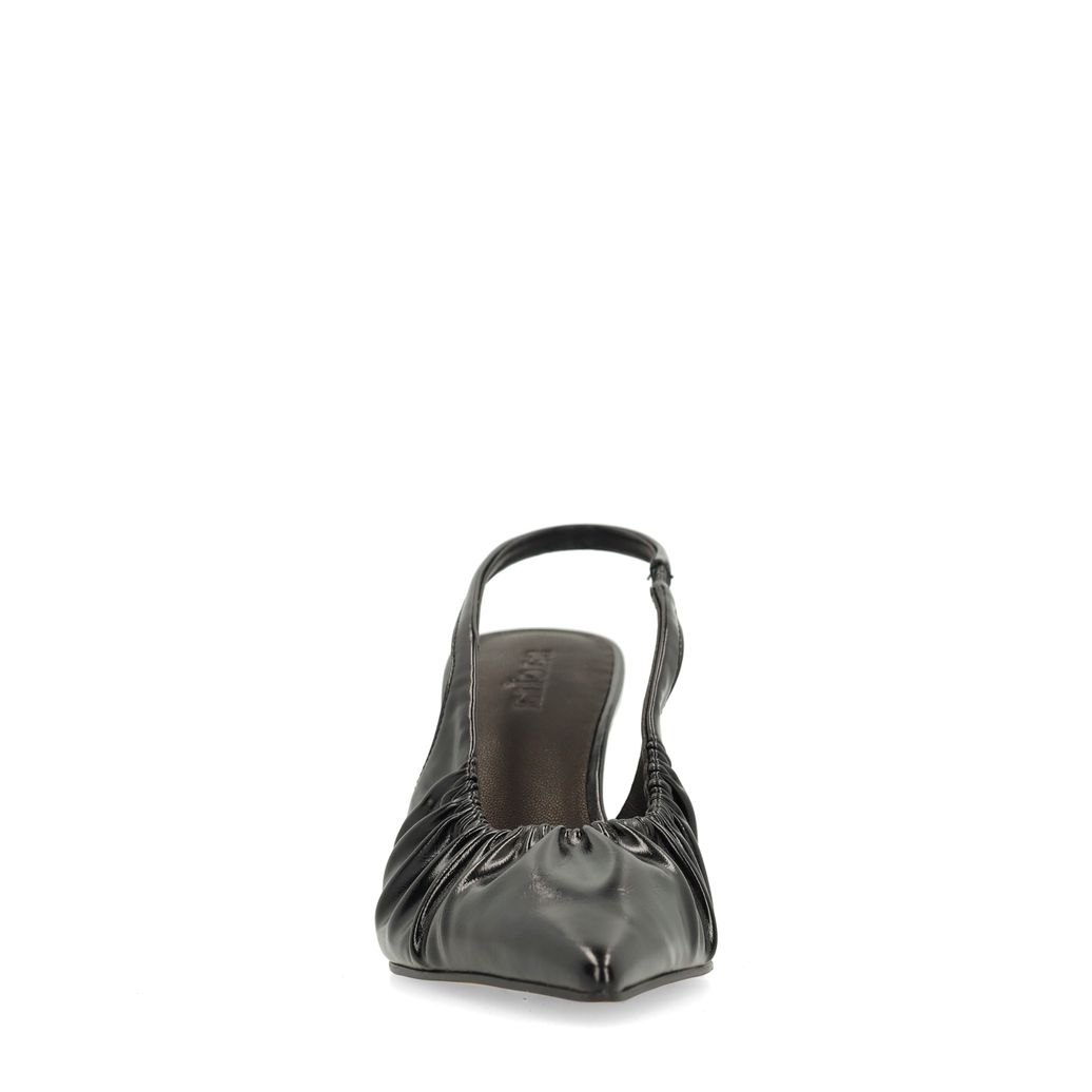 Zwarte slingback pumps met rimpel effect