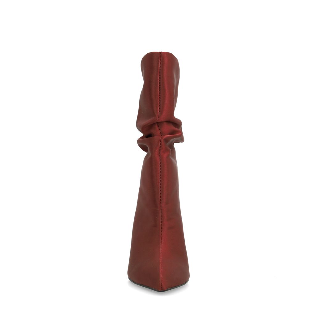 Rote Stiefeletten mit Absatz