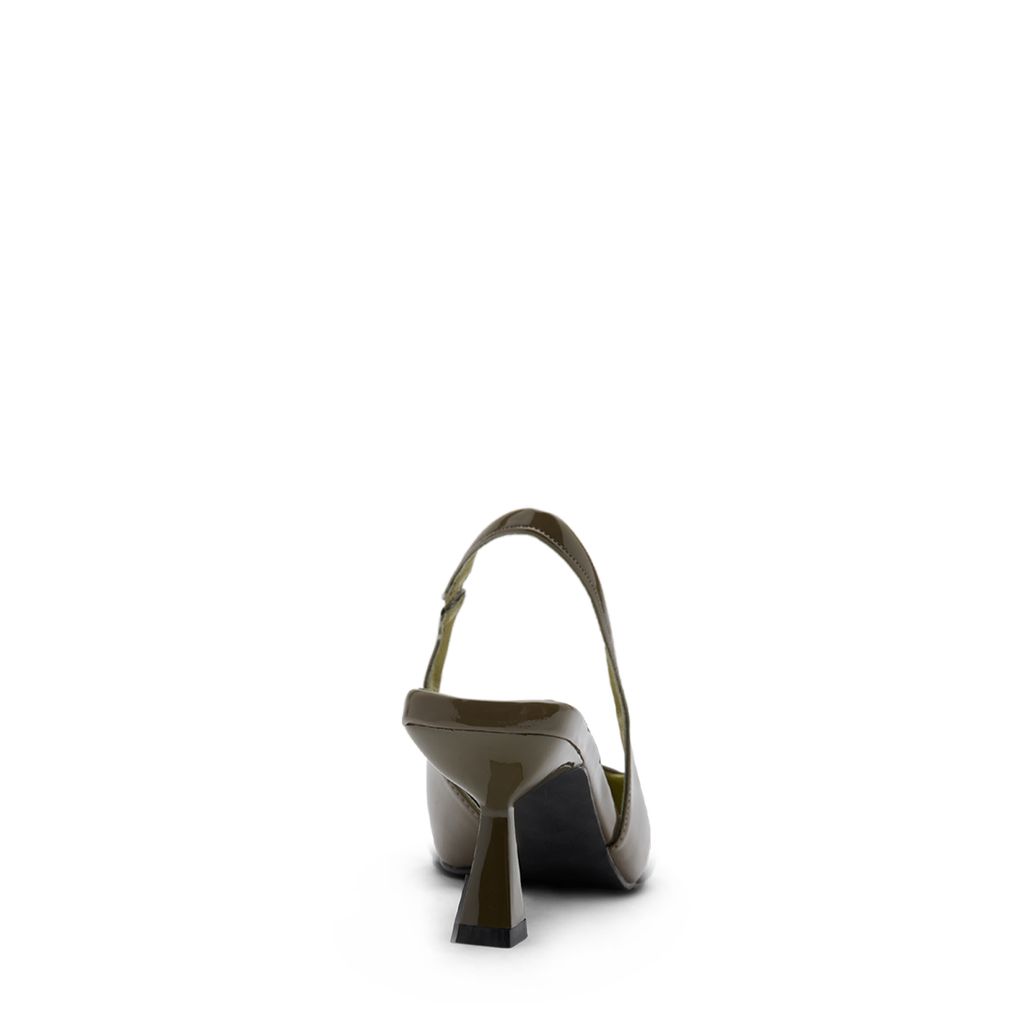 Grüne Slingbackpumps aus Lack
