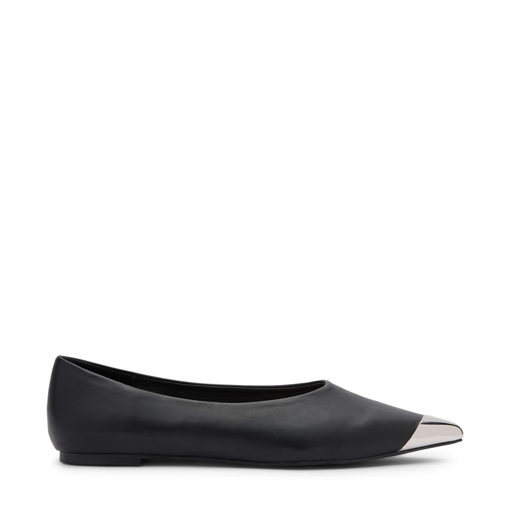 Schwarze Ballerina mit silberfarbenem Detail