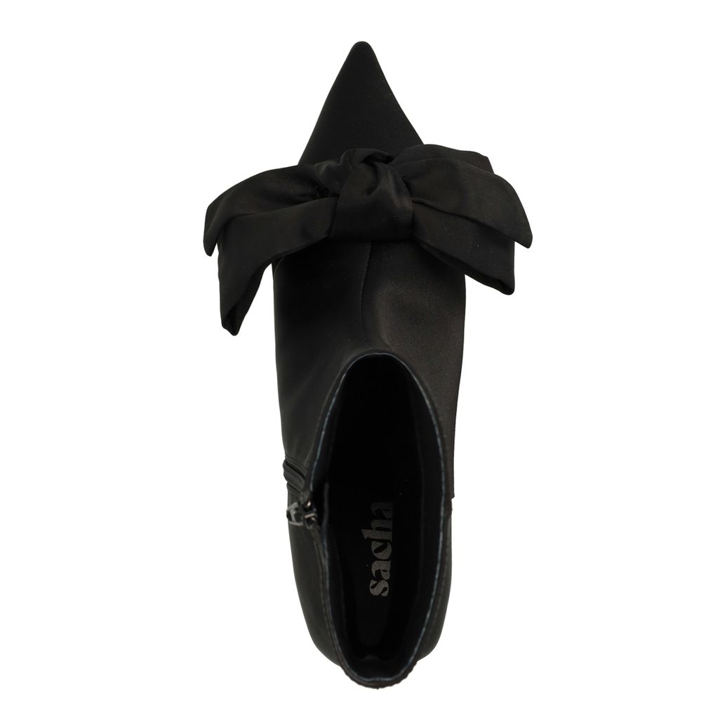Schwarze Absatz-Stiefeletten mit Schleife