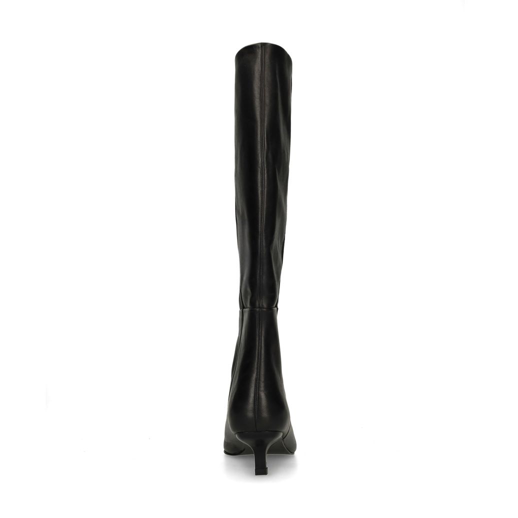 Schwarze Lederstiefel mit Kitten Heel