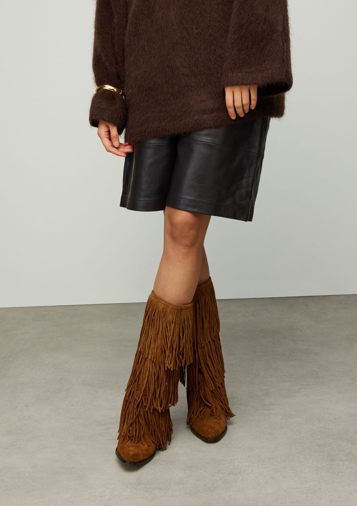 Cognacfarbene Veloursleder-Cowboystiefel mit Fransen