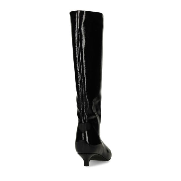 Bottes hautes en cuir verni avec petit talon - noir