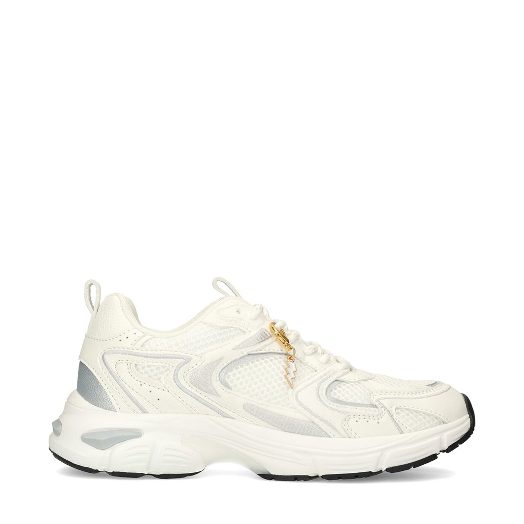 Witte sneakers met zilverkleurige details