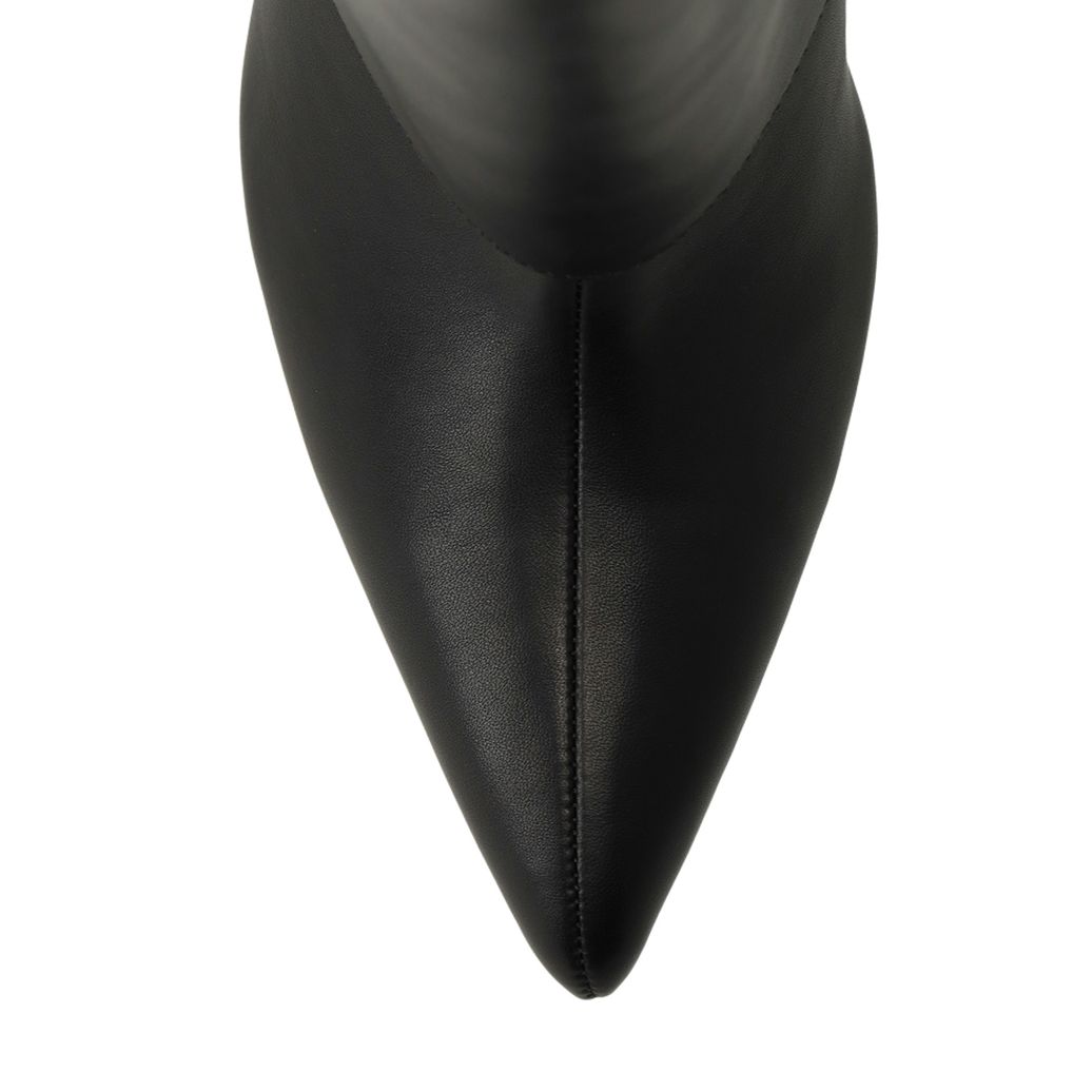 Schwarze Stiefeletten mit Umschlag und Absatz