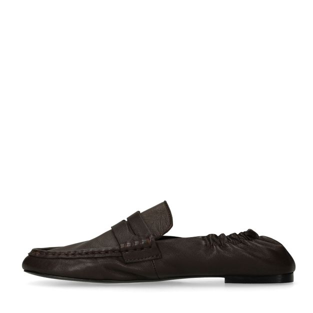 Mocassins en cuir avec effet plissé - marron