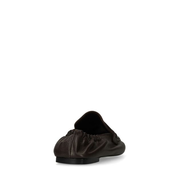 Mocassins en cuir avec effet plissé - marron