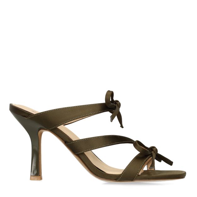 Sandales à talon avec nœuds - vert