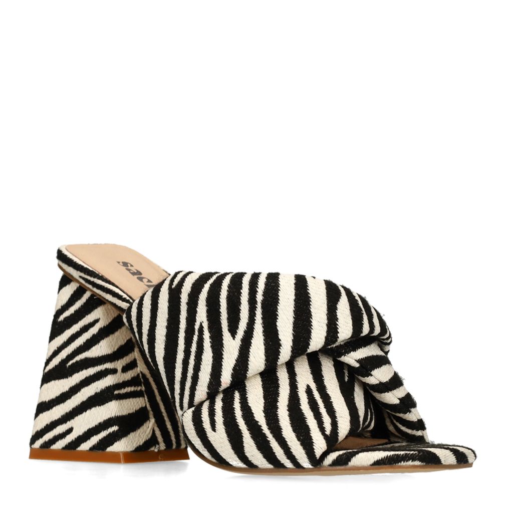 Mules mit Absatz und Zebramuster