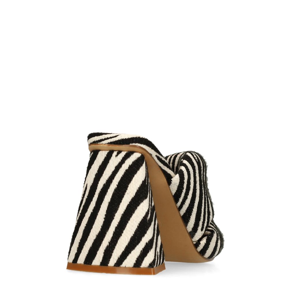 Zebra print muiltjes met hak