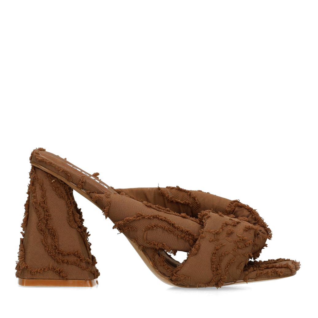 Braune Mules mit Absatz