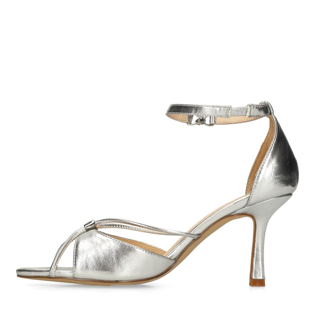 Zilveren sandalen met hak
