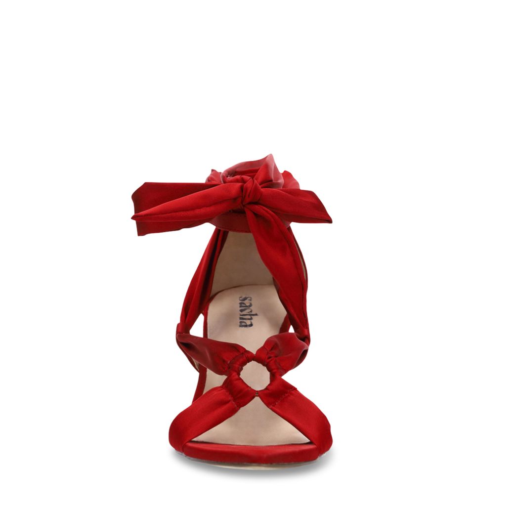Rode sandalen met hak