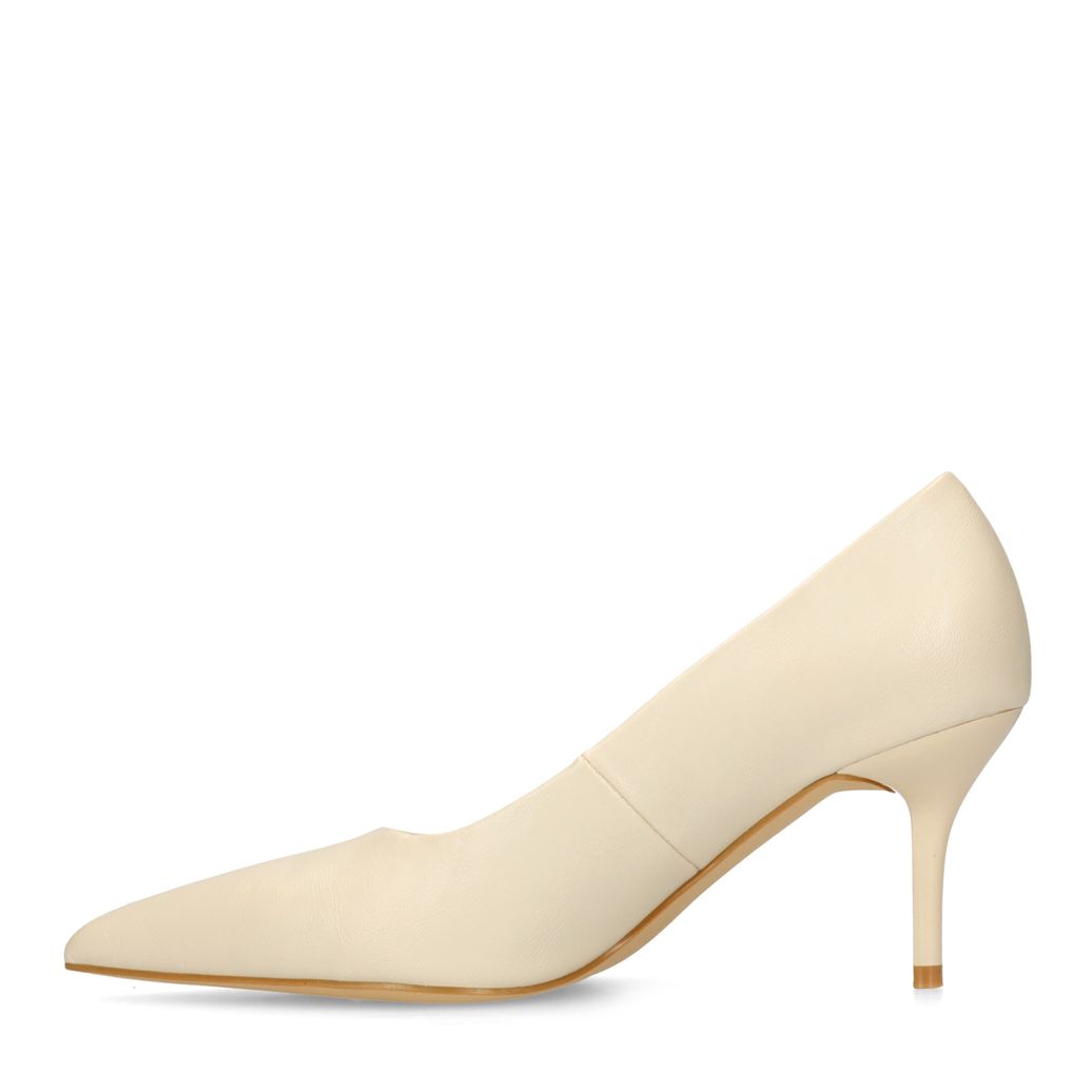 Offwhite Pumps