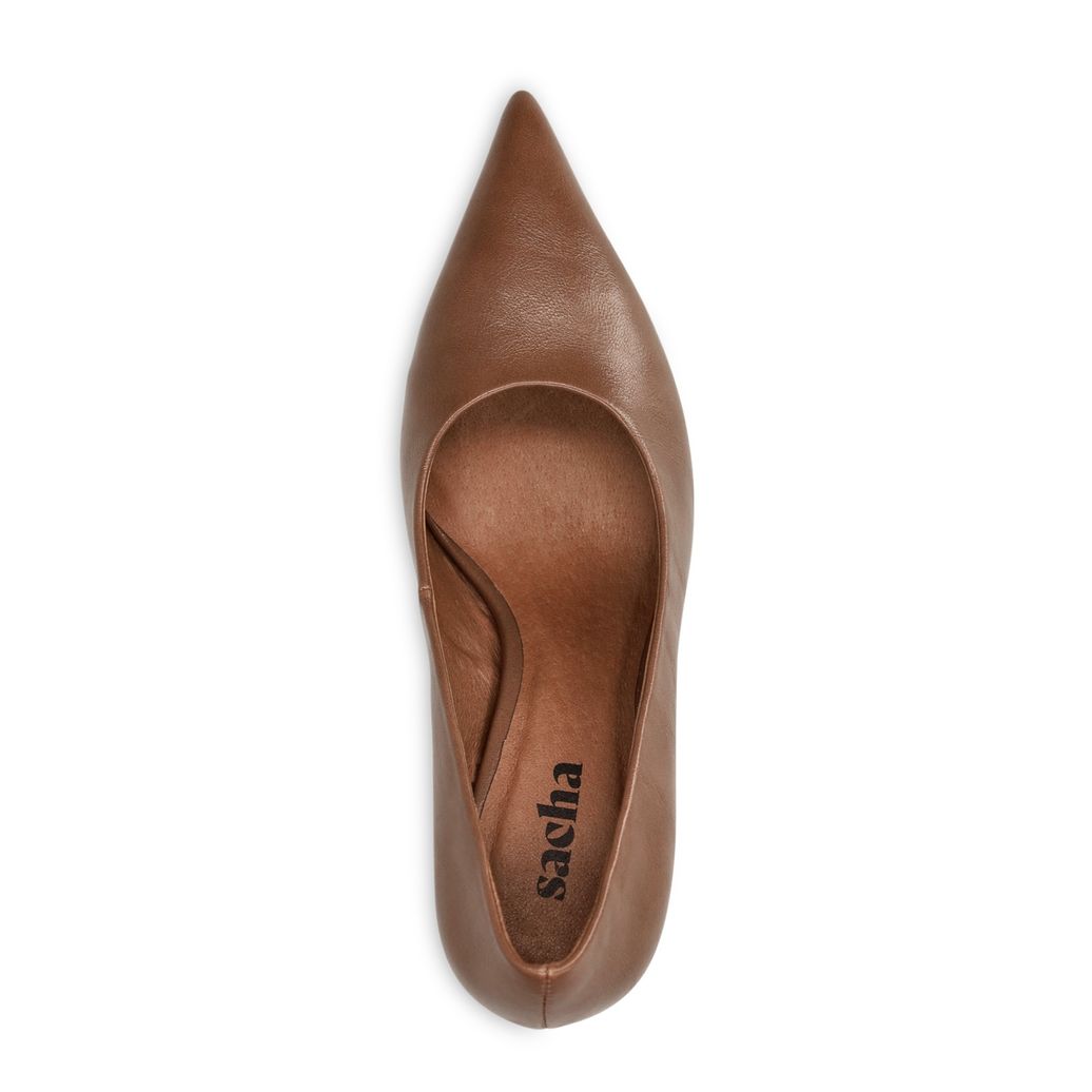 Bruine pumps