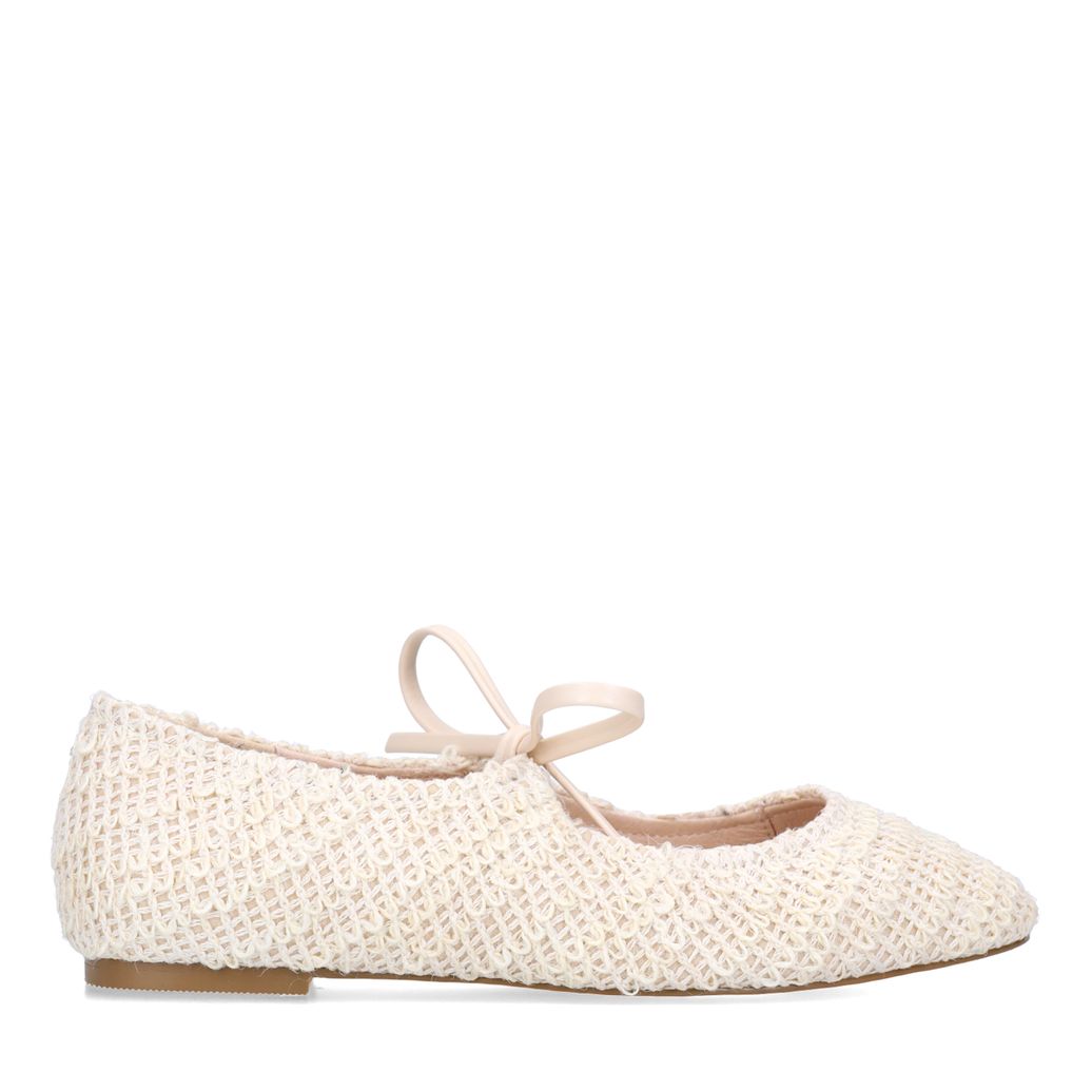 Weiße Ballerinas in Flecht-Optik
