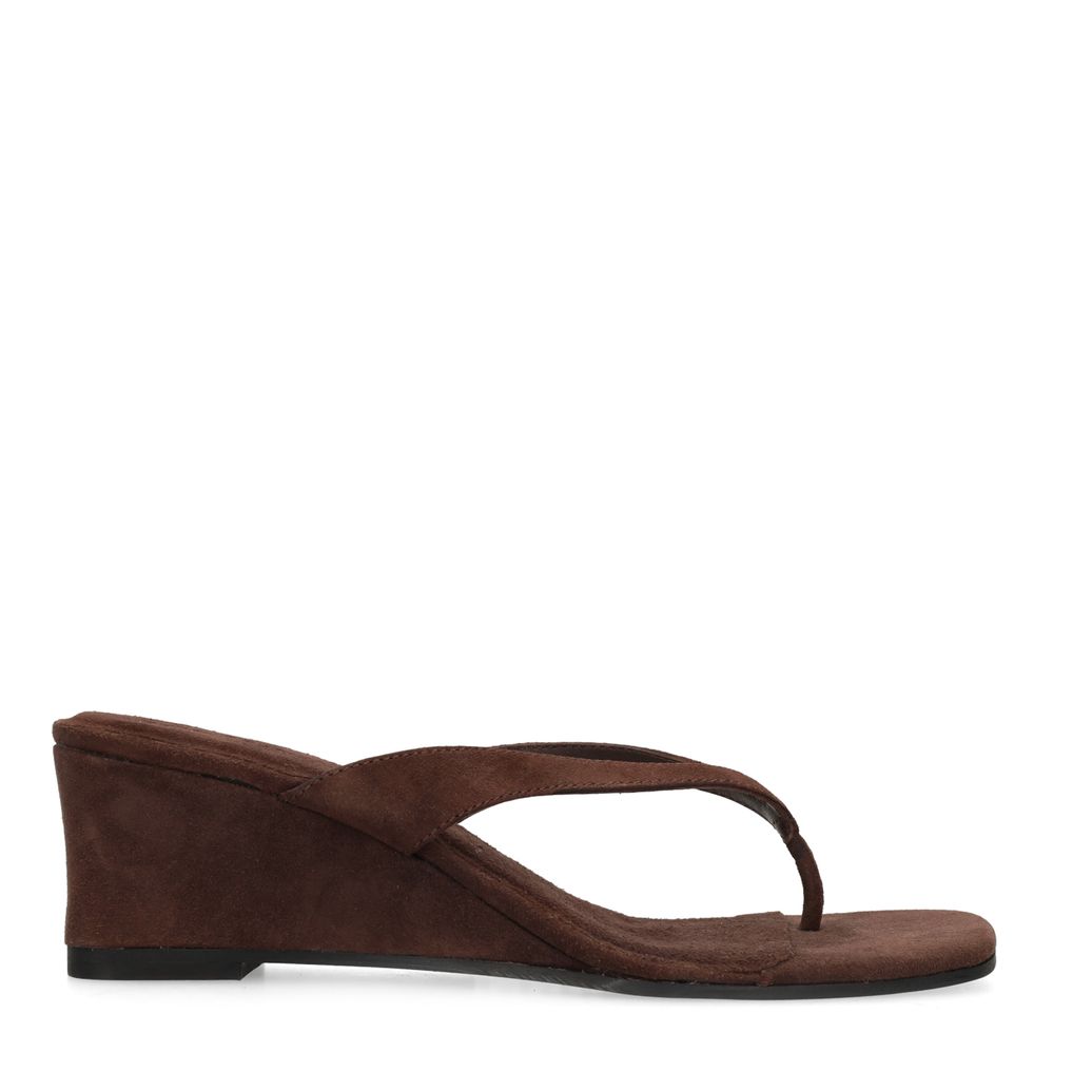 Braune Veloursleder-Mules mit Keilabsatz