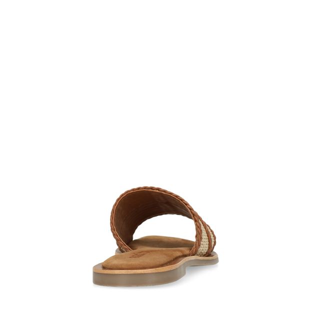 Cognacfarbene Bast-Sandalen