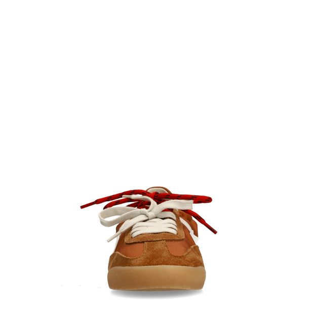 Baskets en daim avec double lacets - marron