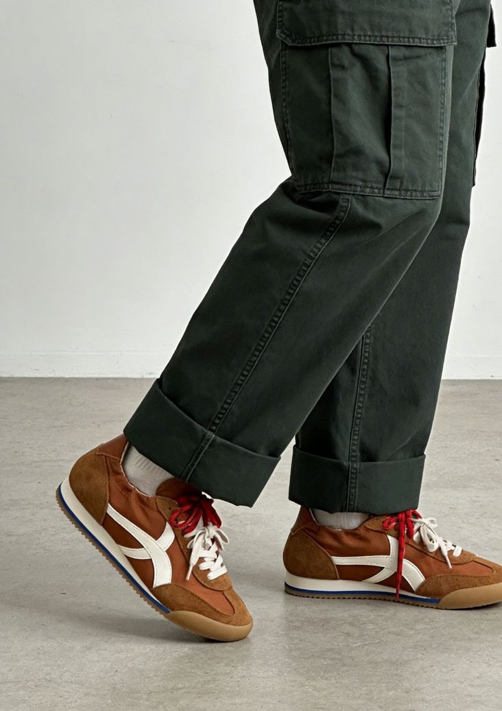 Baskets en daim avec double lacets - marron