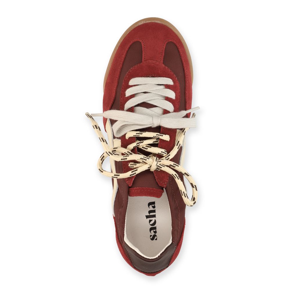 Bordeauxrote Veloursleder-Sneaker mit zwei Schnürungen