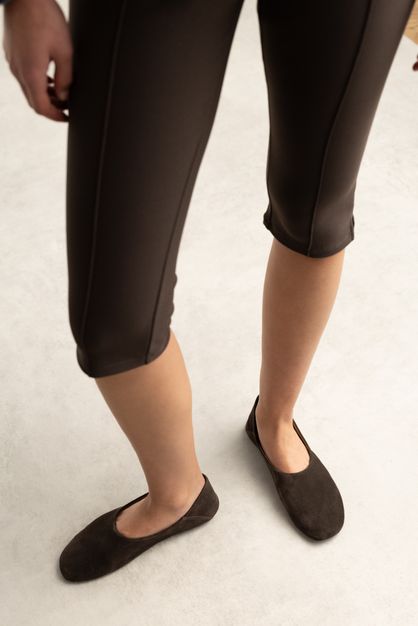 Dunkelbraune Veloursleder-Ballerinas